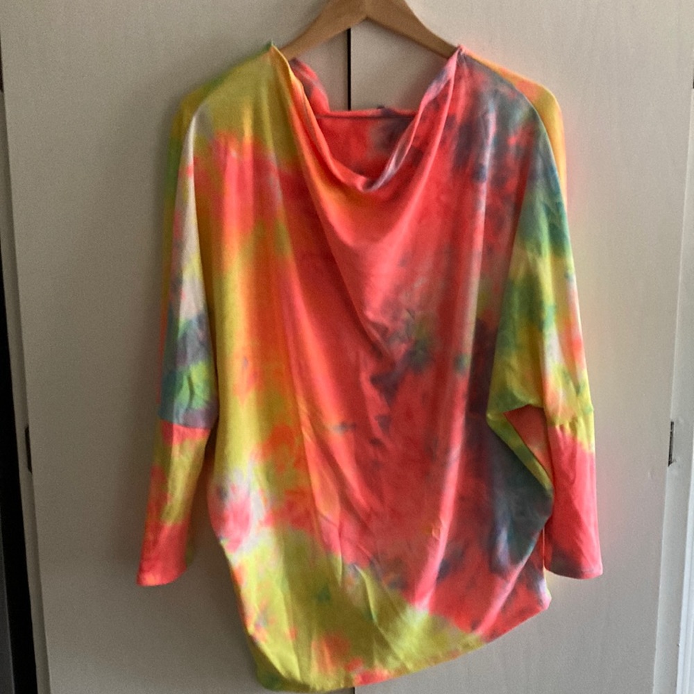 New Vibrant Tie Dye Top